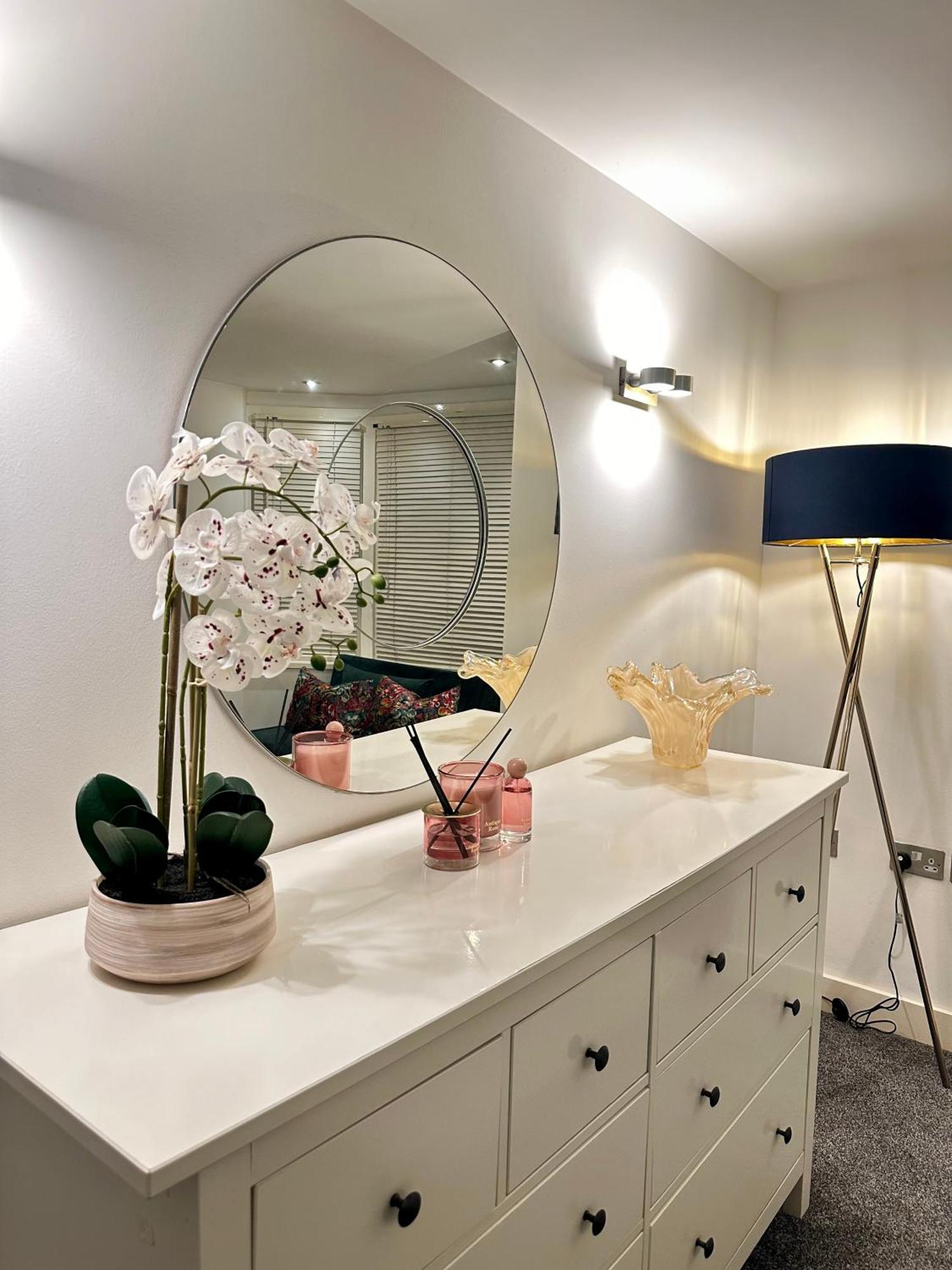 Opulent Oasis In London Lejlighed Eksteriør billede