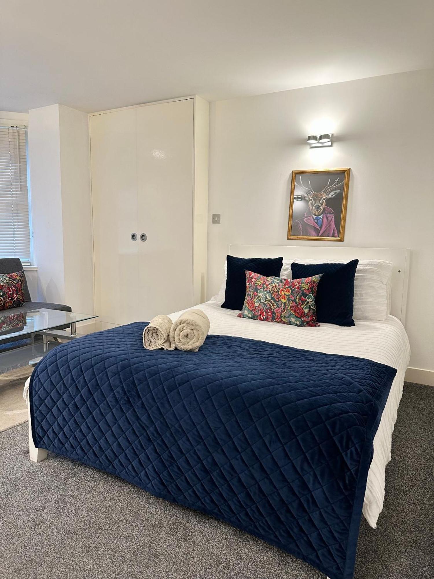 Opulent Oasis In London Lejlighed Eksteriør billede